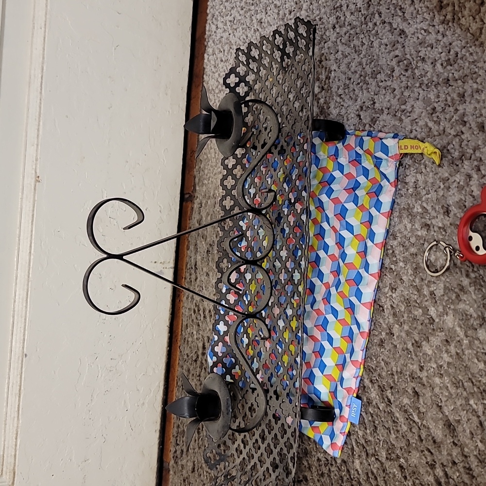 Tabletop dual candleholder in wrought iron